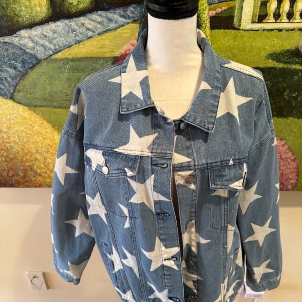 Altar'd State Women's Star Denim Jacket Blue Geometric Size L Casual - Picture 2 of 9
